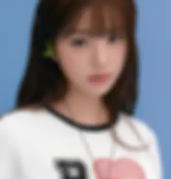 블러 처리된 게시물 이미지
